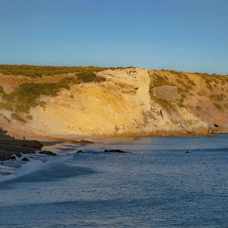 בית נופש Casa O Recanto Raposeira (Faro)